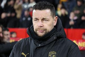 记者：萨热原则上已同意执教水晶宫，后者将向朗斯支付250万英镑