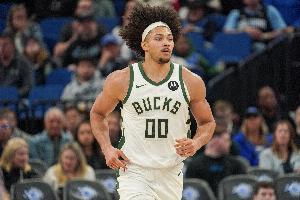 Scotto：雄鹿中锋希姆斯计划执行下赛季280万美元球员选项